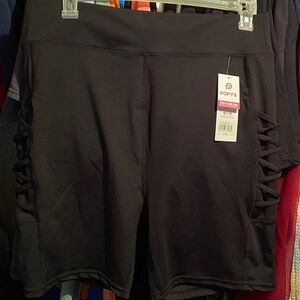 POP Fit Black Short NWT
